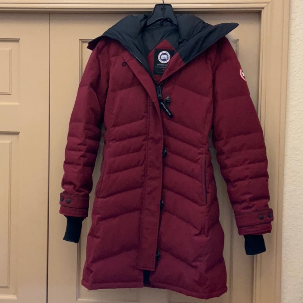 Canada Goose Women's Burgundy Puffer Coat
